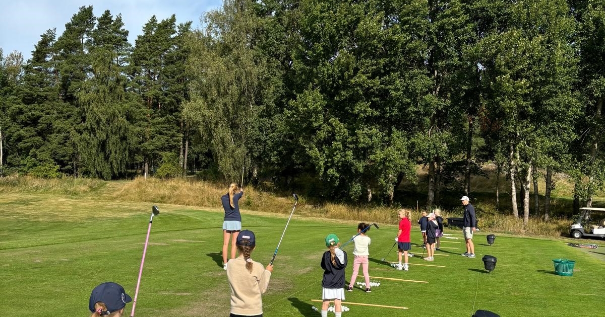 golfskolan tjejträning 2024